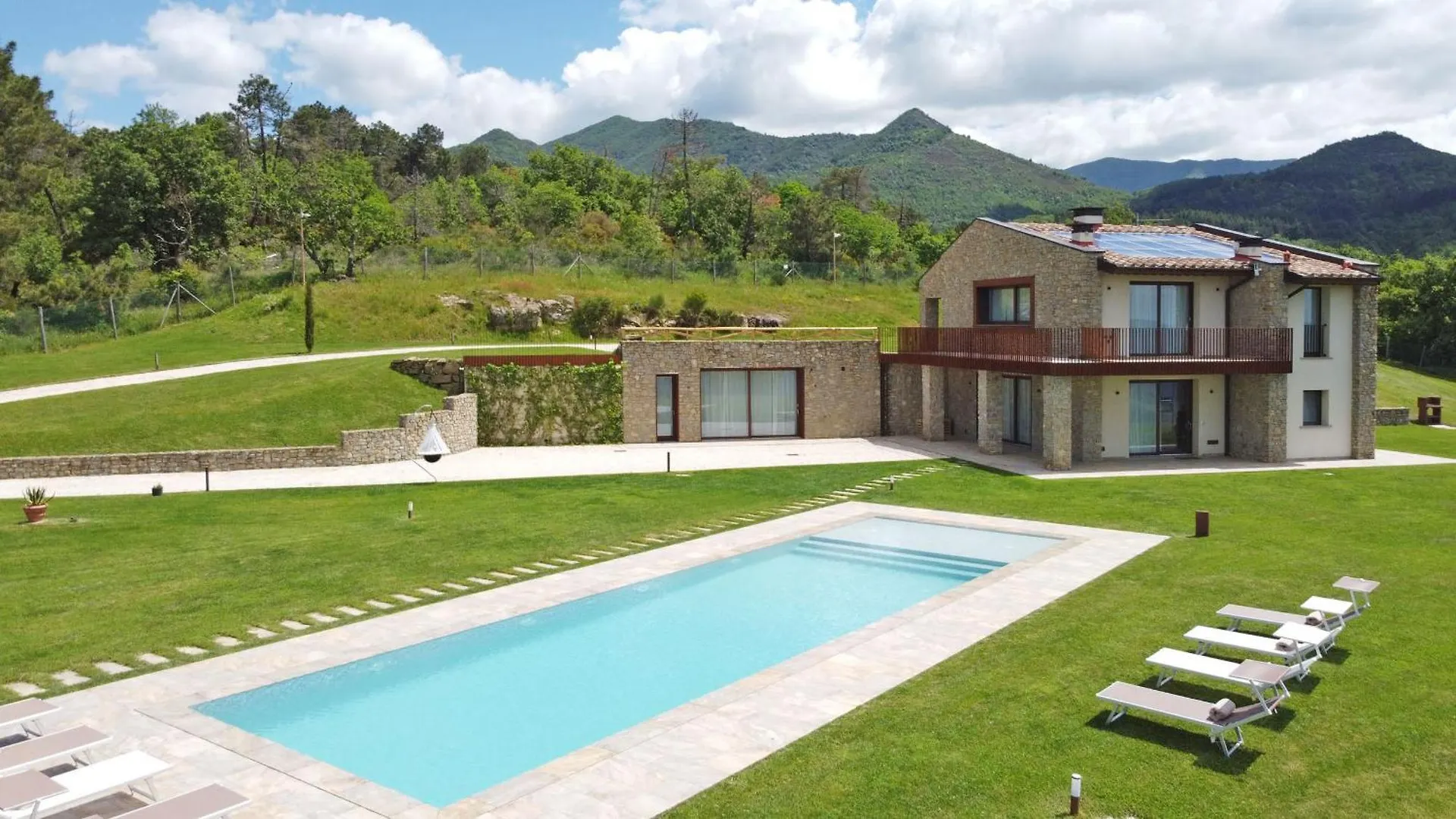 Villa Poggio Ai Sassi-Private Villa & Pool ريغلو