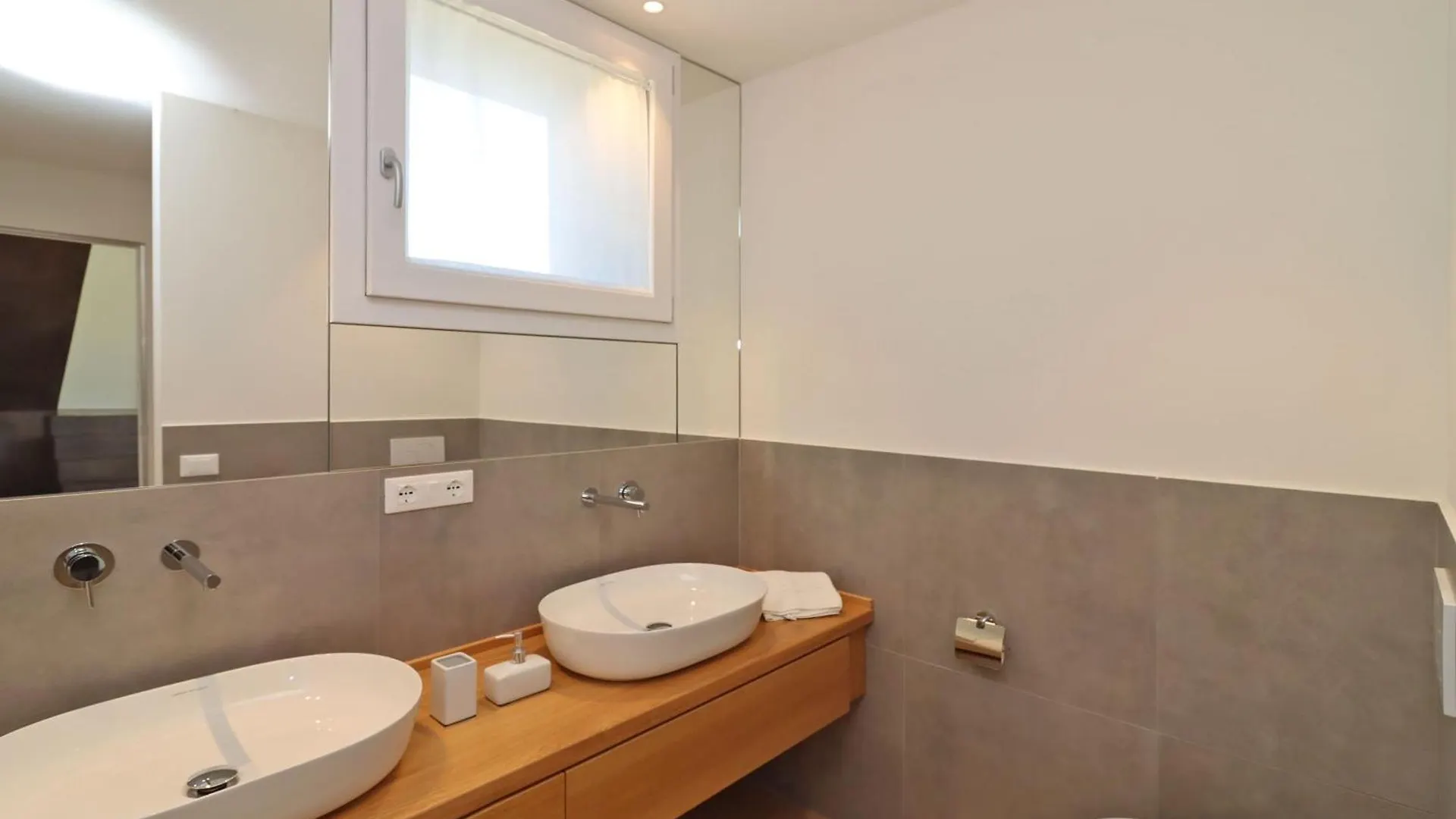Villa Poggio Ai Sassi-Private Villa & Pool ريغلو